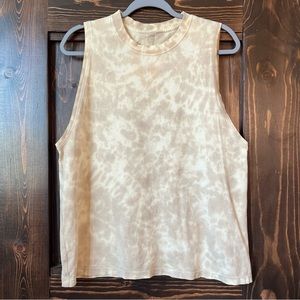 Lululemon muscle tank